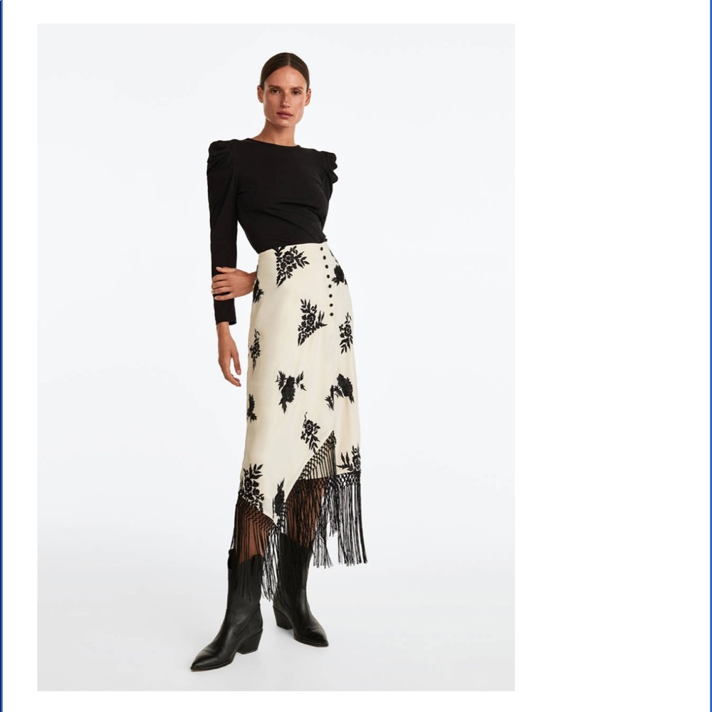 UTERQUE- ZARA- Embroidered With Fringe Maxi Skirt Cream Floral Embroidered M New